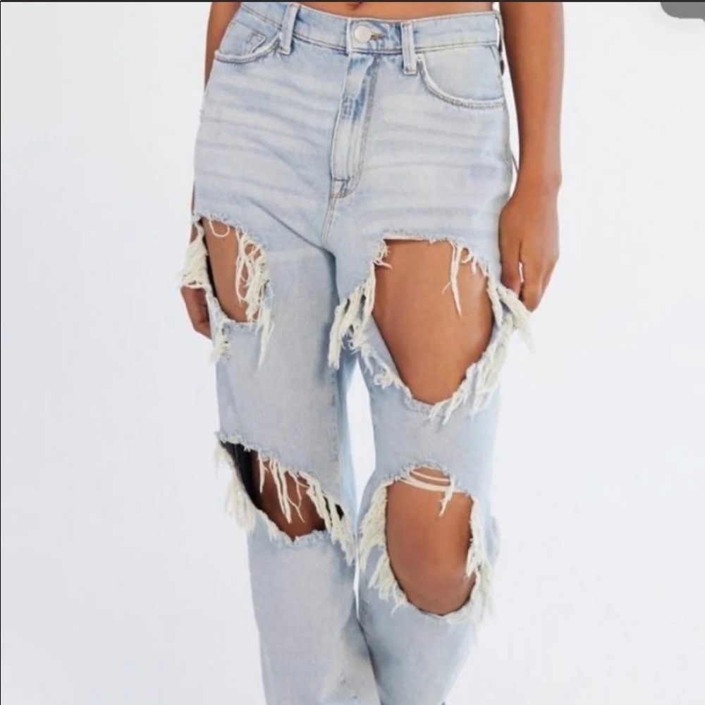 Urban Outfitters BDG High Rise Mom Jean Destroyed